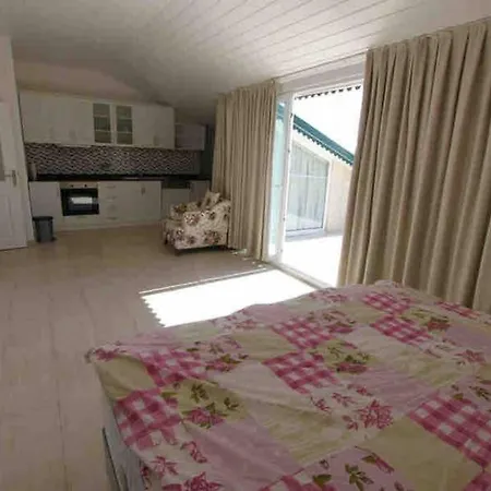 Daire Panorama Garden Cikcilli 4+1 Alanya